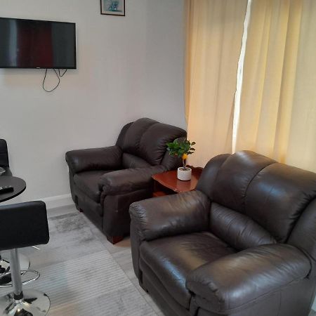 Nd'S Apartment Phibblestown Ngoại thất bức ảnh